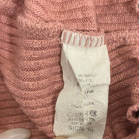 Kanji Pink Off-Shoulder Ruched Crop Top – Size S - Picture 7 of 7